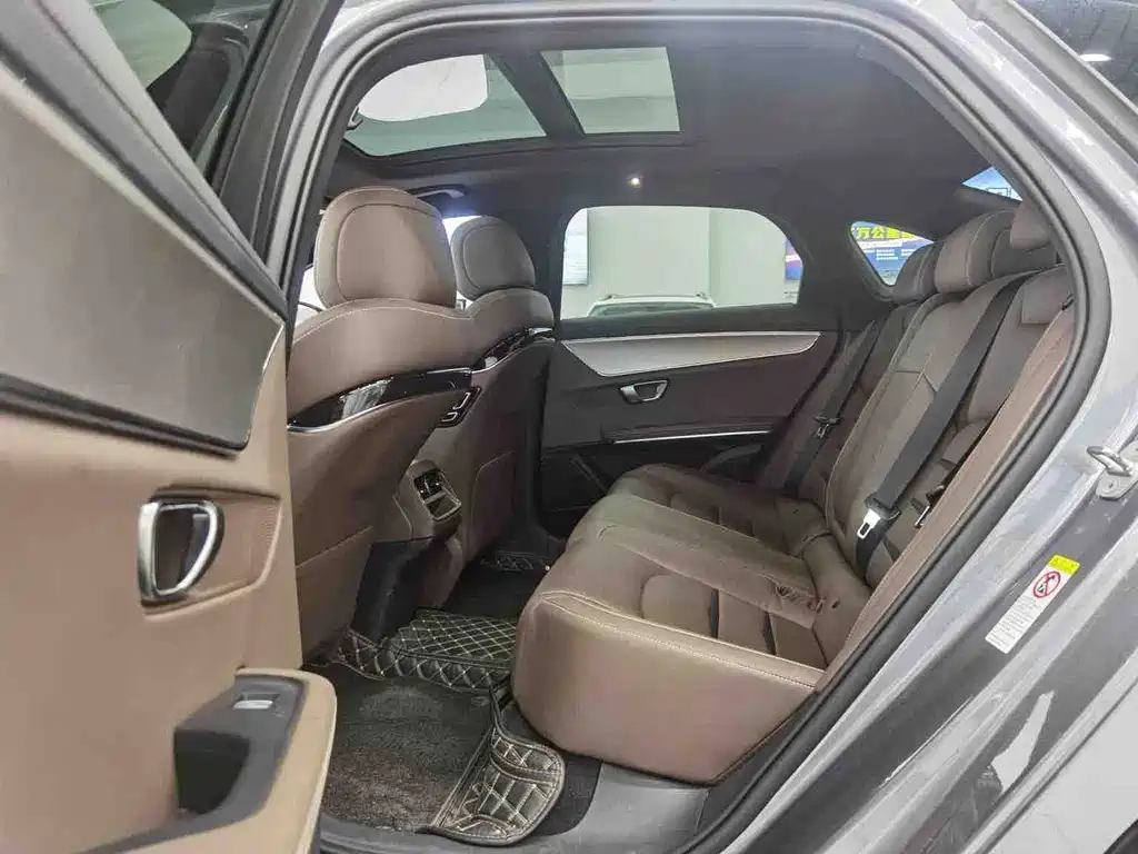 BYD Han — миниатюра 7