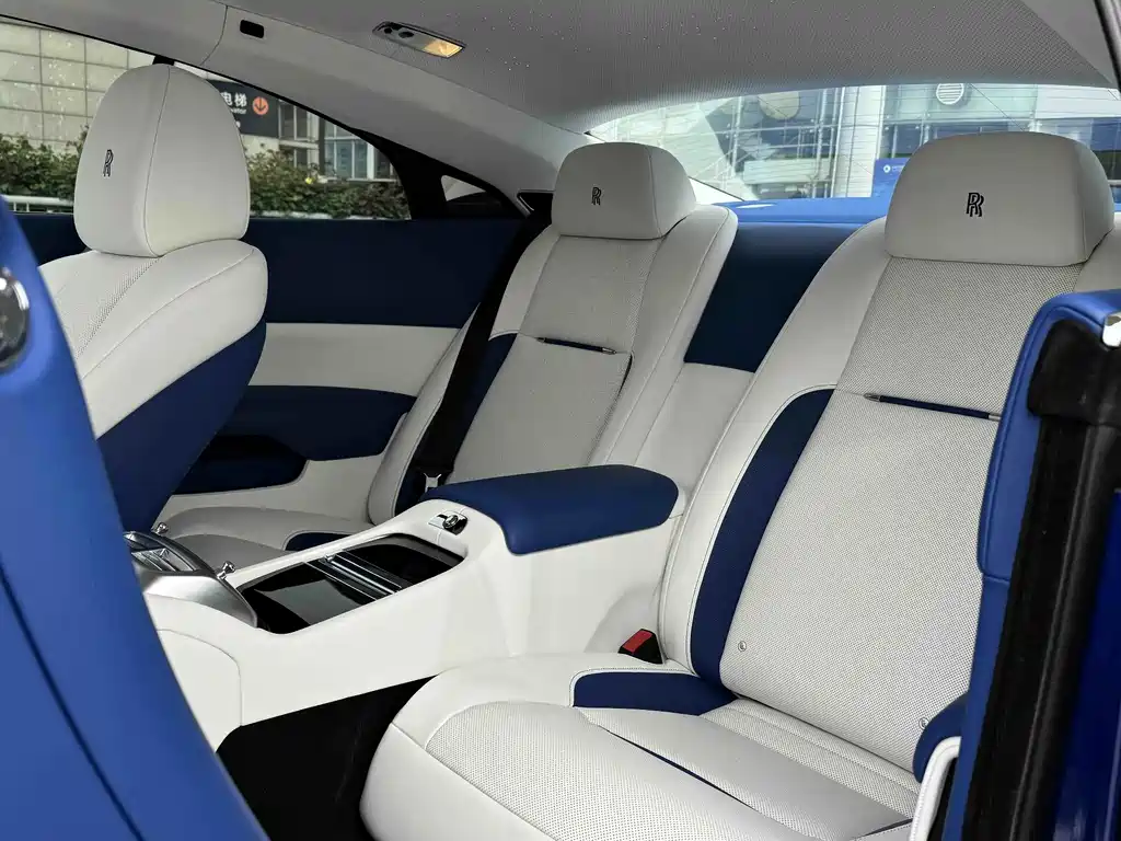 Rolls-Royce Wraith — миниатюра 9