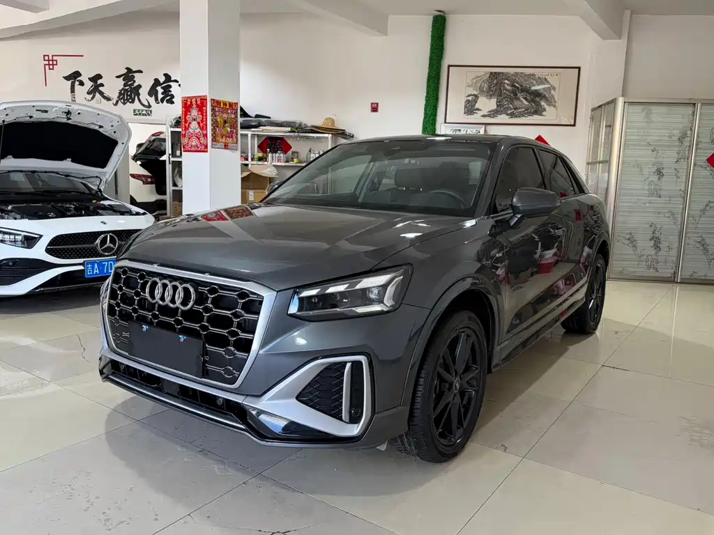 Купить Audi Q2L