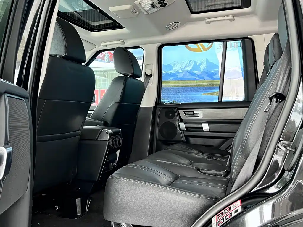 Land Rover Discovery — миниатюра 10