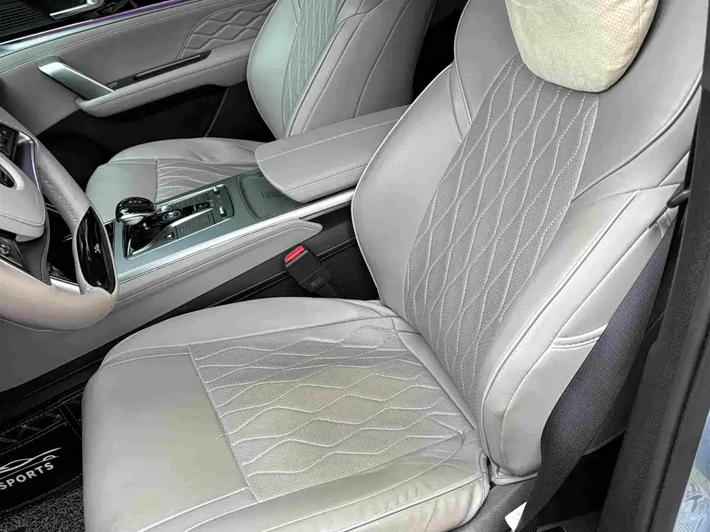 BYD Tang New Energy — миниатюра 4