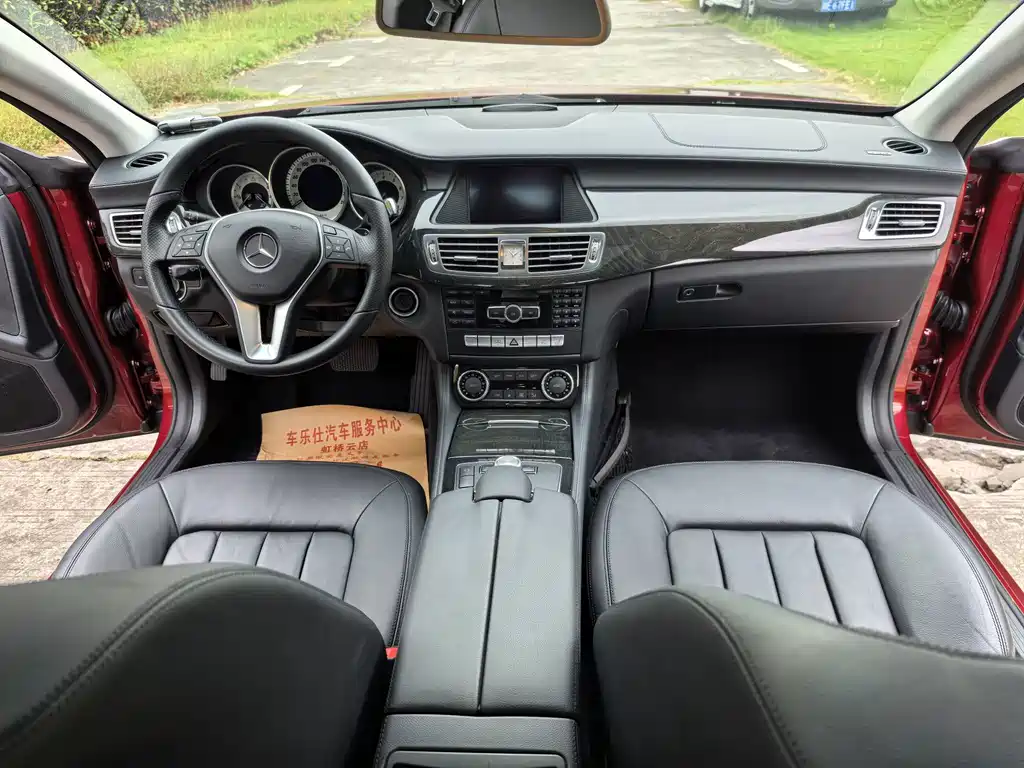 Mercedes-Benz CLS — миниатюра 8