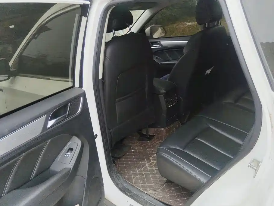 Roewe RX5 — миниатюра 11