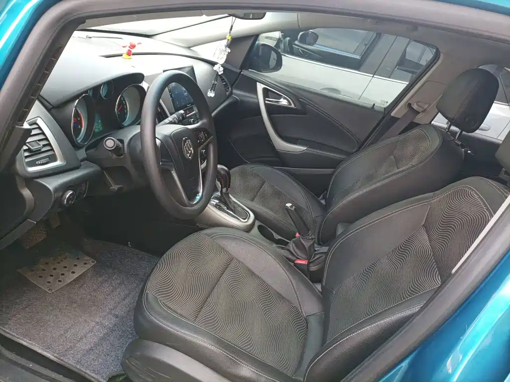 Buick Excelle — миниатюра 11