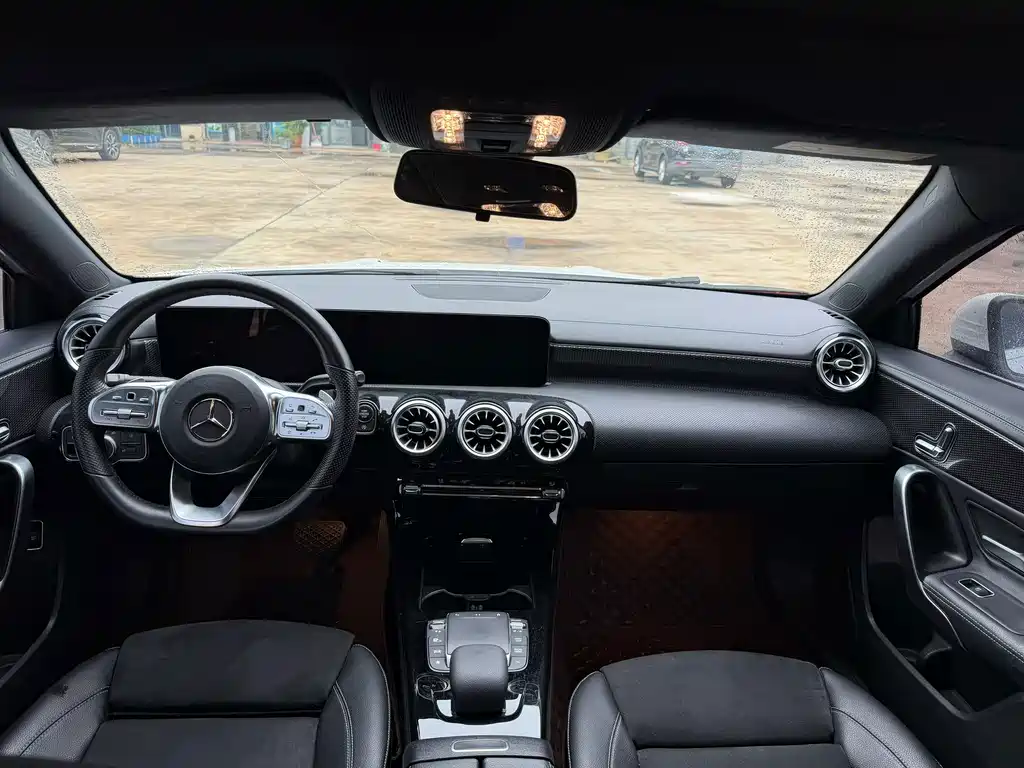 Mercedes-Benz A-Class — миниатюра 5