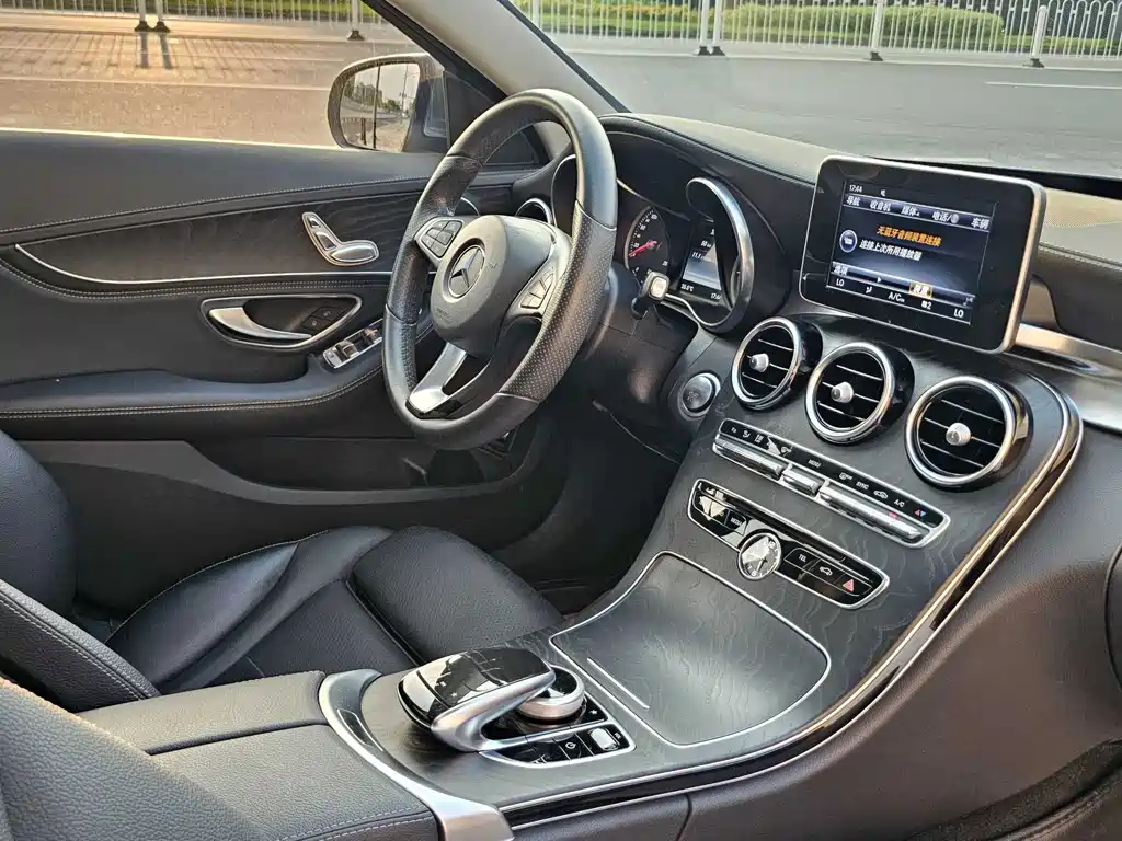 Mercedes-Benz C-Class — миниатюра 26