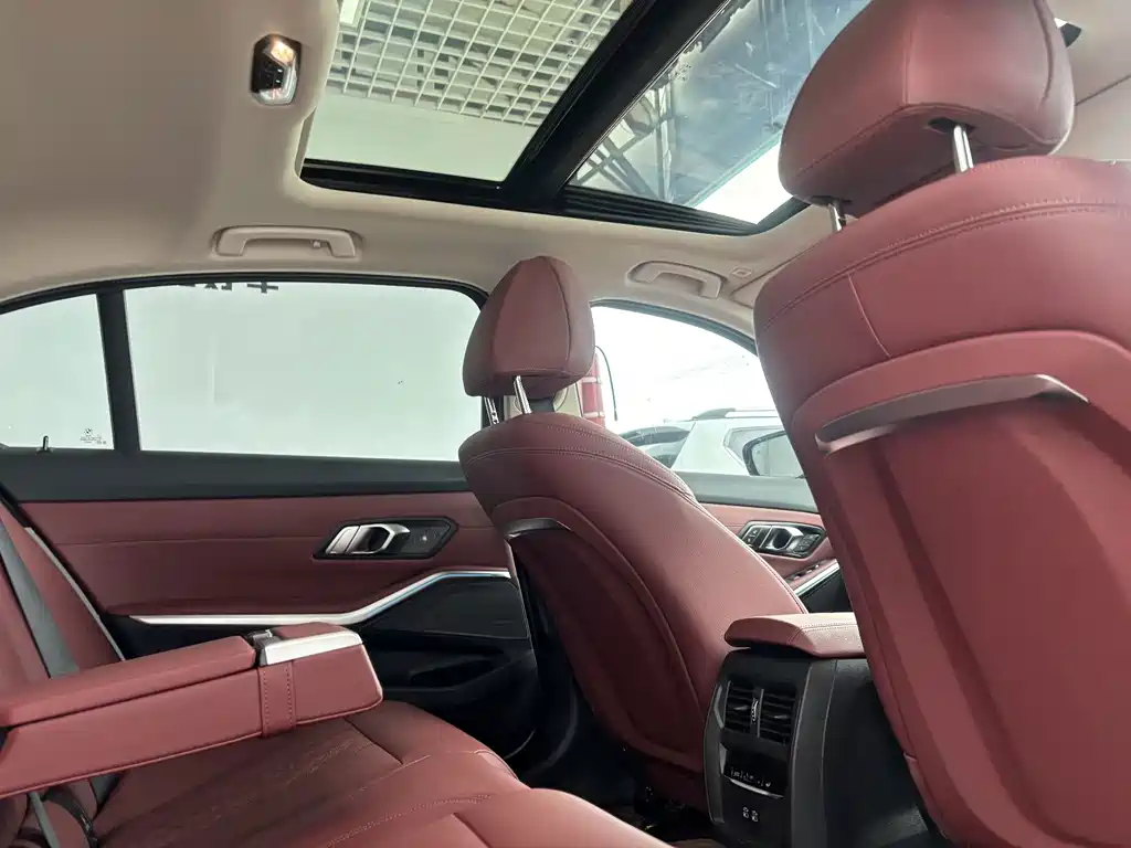 BMW 3 Series — миниатюра 30