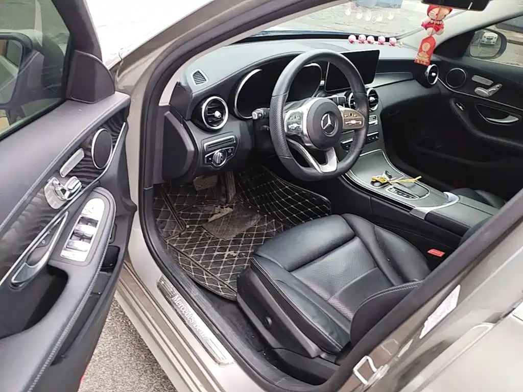 Mercedes-Benz C-Class — миниатюра 16
