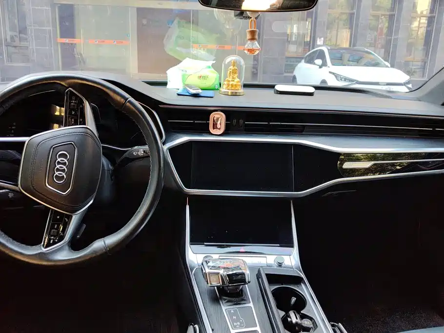 Audi A6L — миниатюра 13