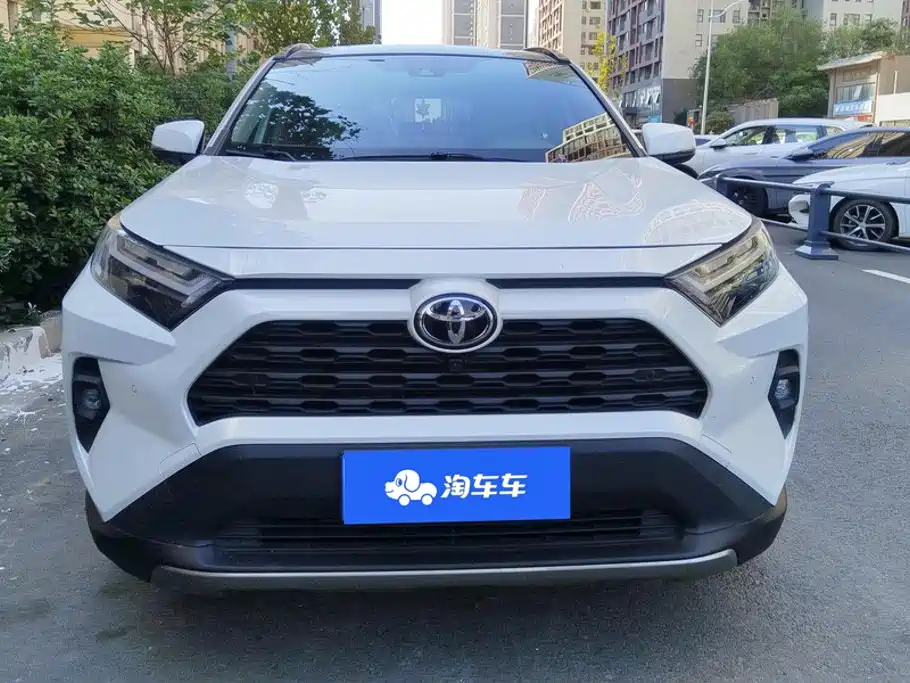 Toyota RAV4 — миниатюра 2