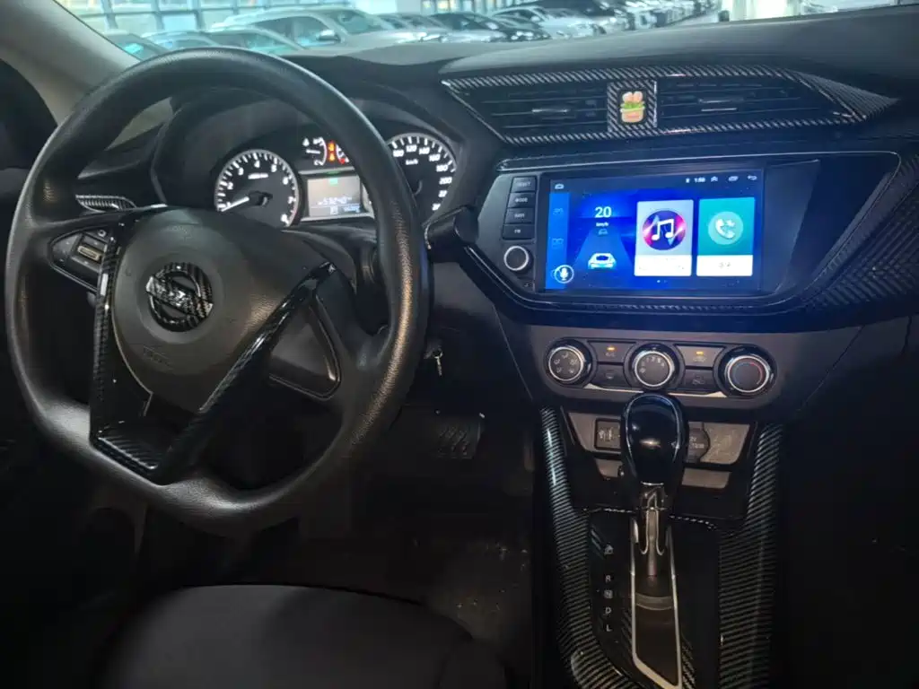 Nissan Bluebird — миниатюра 10