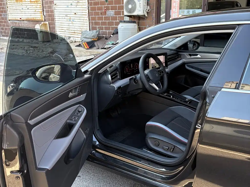 Volkswagen Lamando — миниатюра 7