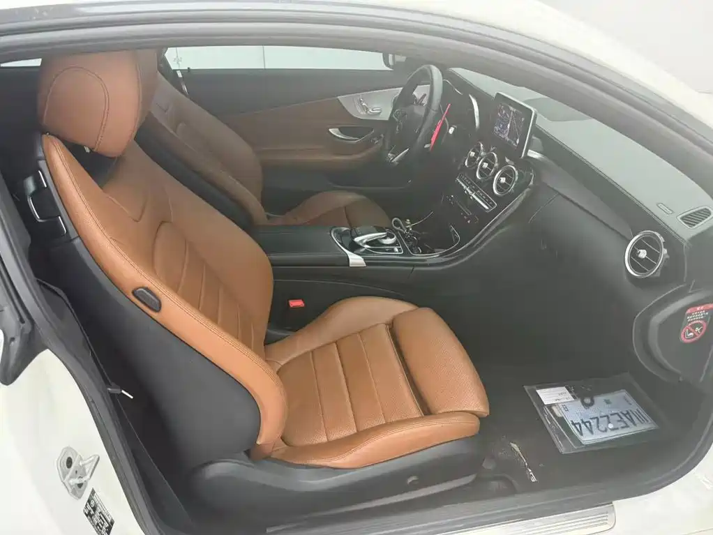 Mercedes-Benz C-Class (Import) — миниатюра 5