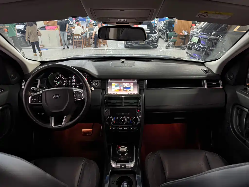 Land Rover Discovery Sport — миниатюра 11