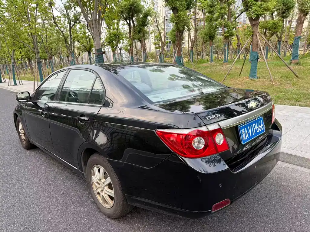 Chevrolet Epica — миниатюра 4