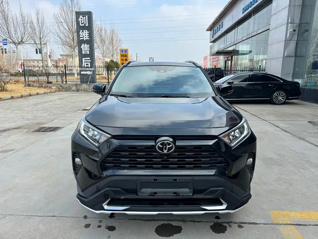 TOYOTA RAV4 RONGFANG