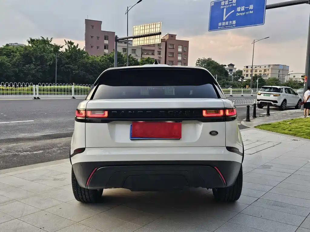 Land Rover Velar — миниатюра 9