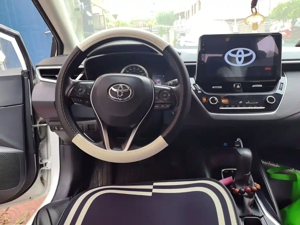 Toyota Corolla — миниатюра 6