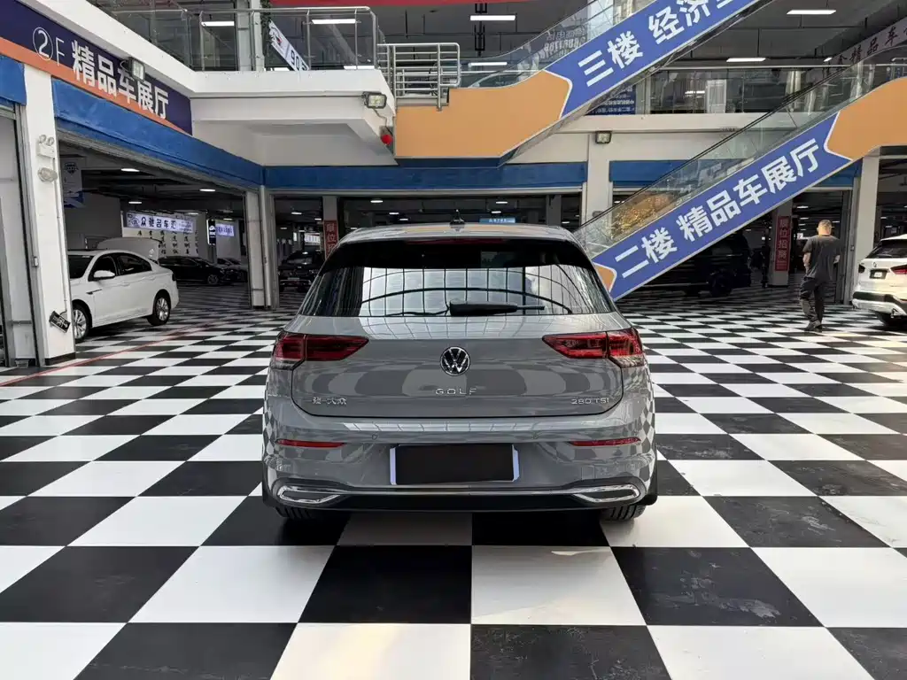 Volkswagen Golf — миниатюра 8