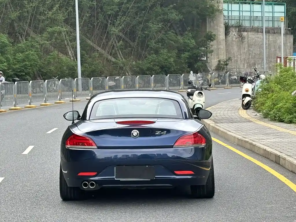 BMW Z4 — миниатюра 23