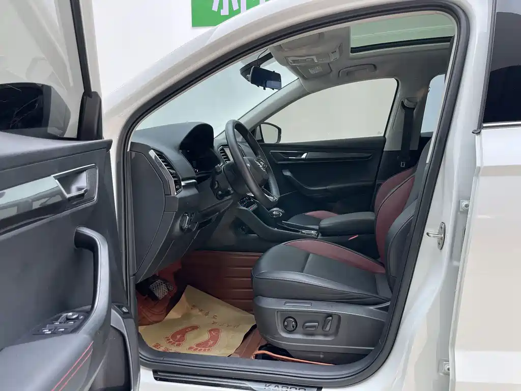 Skoda Karoq — миниатюра 17
