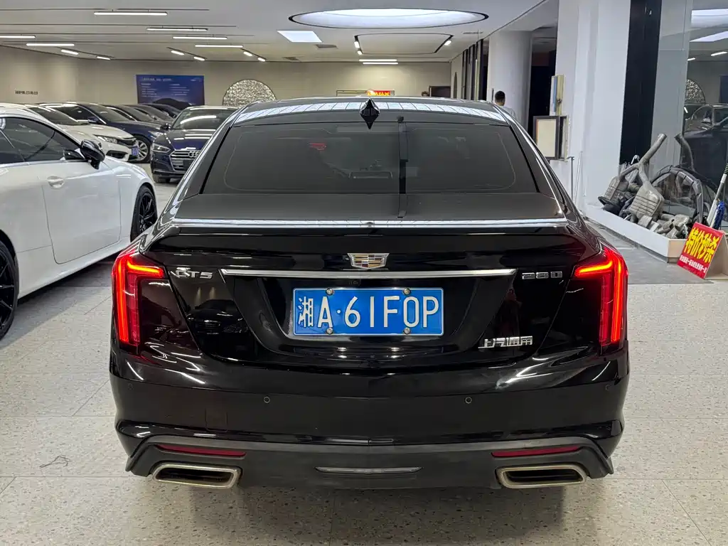 Cadillac CT5 — миниатюра 4
