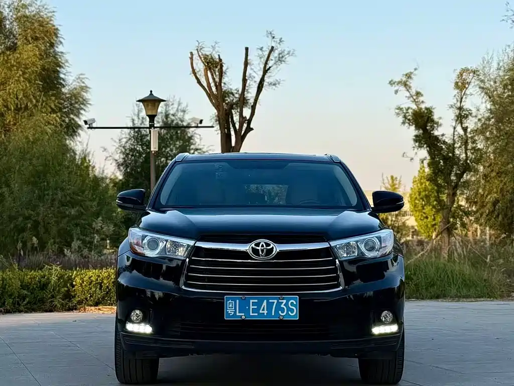 Toyota Highlander — миниатюра 2