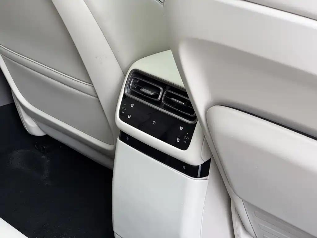 Li Auto Li i6 — миниатюра 20