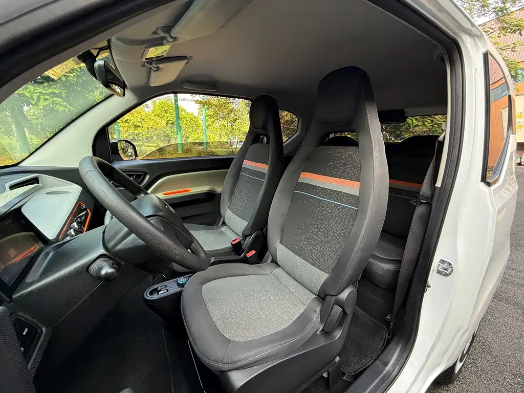 Wuling MINIEV — миниатюра 8