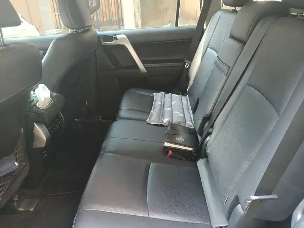 Toyota Prado — миниатюра 18