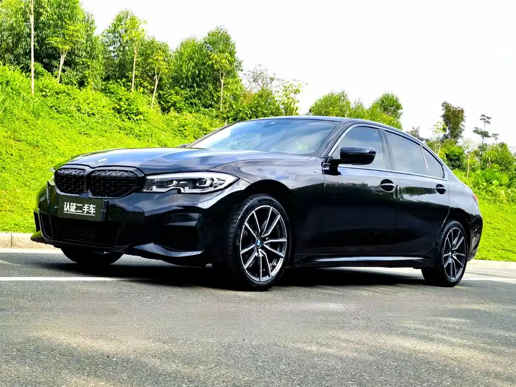 BMW 3 Series 2021