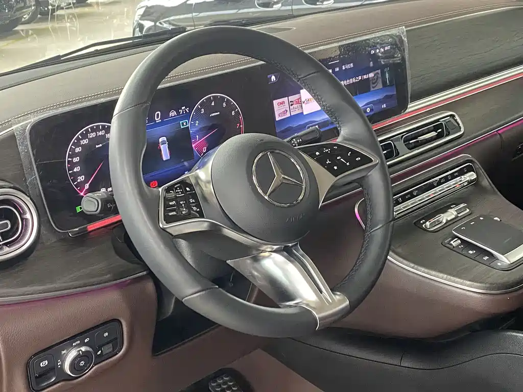 Mercedes-Benz V-Class — миниатюра 3