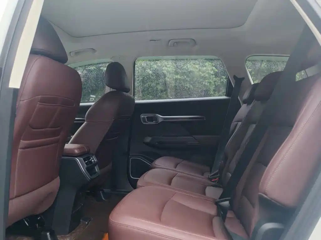 Geely Haoyue — миниатюра 16