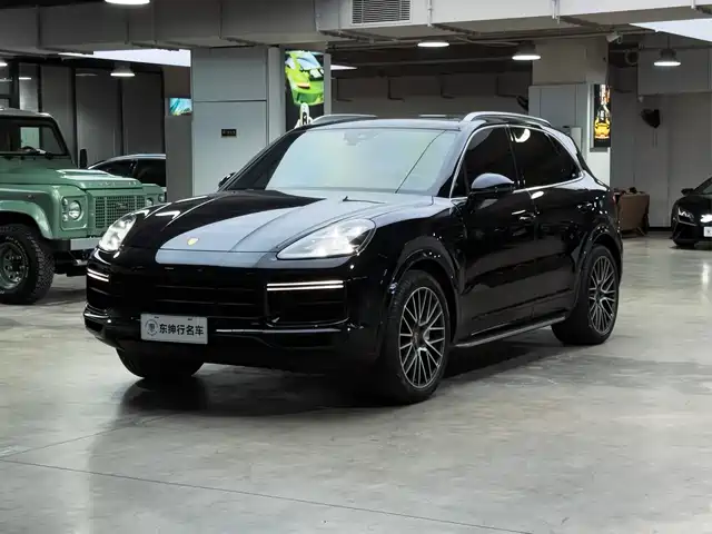 PORSCHE CAYENNE 2020