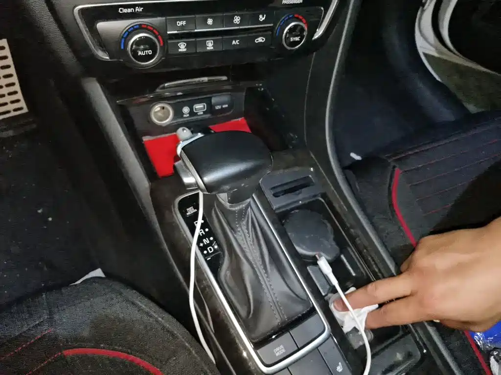 Kia K5 — миниатюра 15