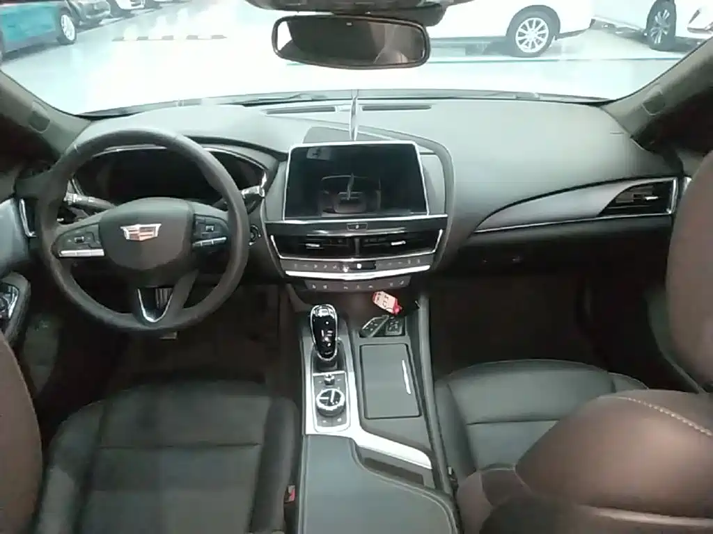 Cadillac CT5 — миниатюра 10