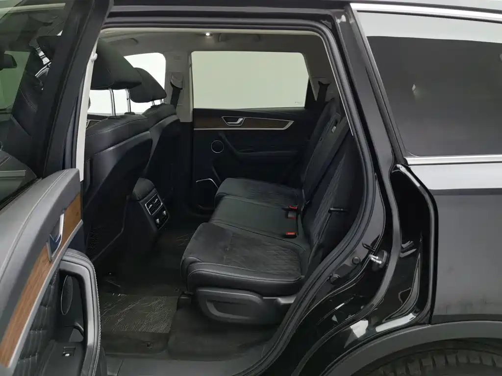 Hongqi Hongqi HS7 — миниатюра 15
