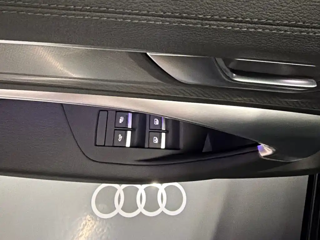 Audi A6L — миниатюра 15