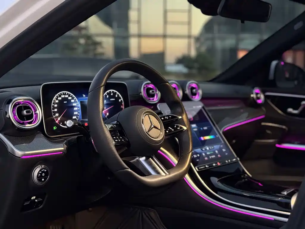 Mercedes-Benz C-Class — миниатюра 10