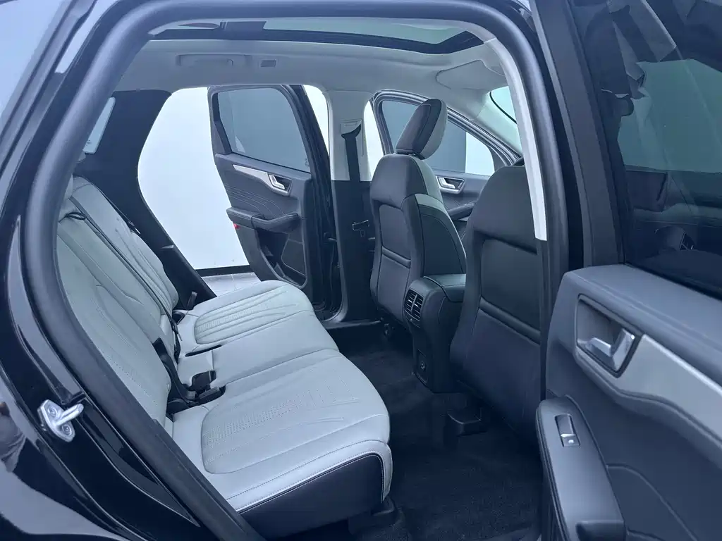 Ford Escape — миниатюра 22
