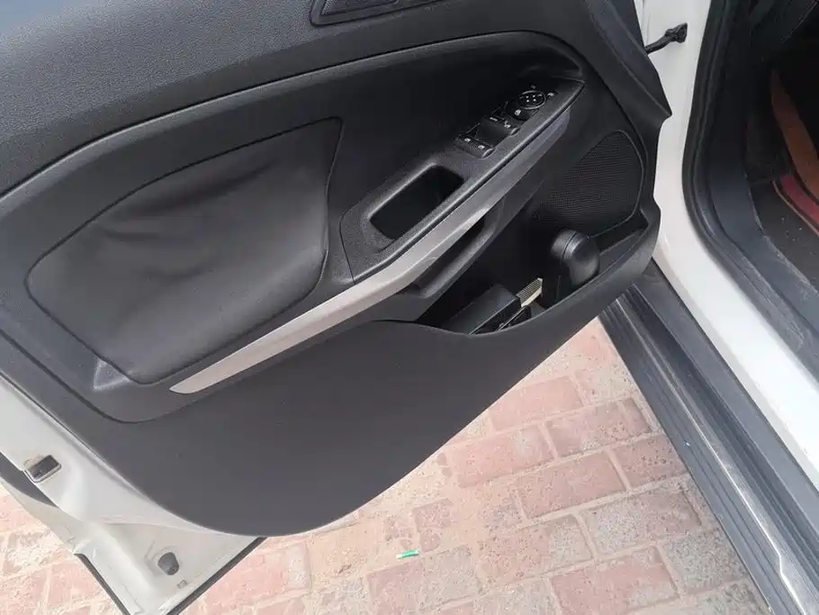 Ford Ecosport — миниатюра 7