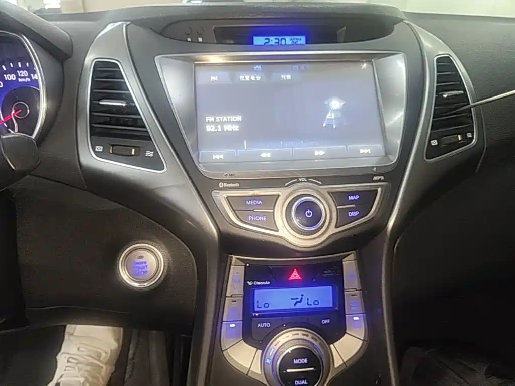 Hyundai Elantra Langdong — миниатюра 13