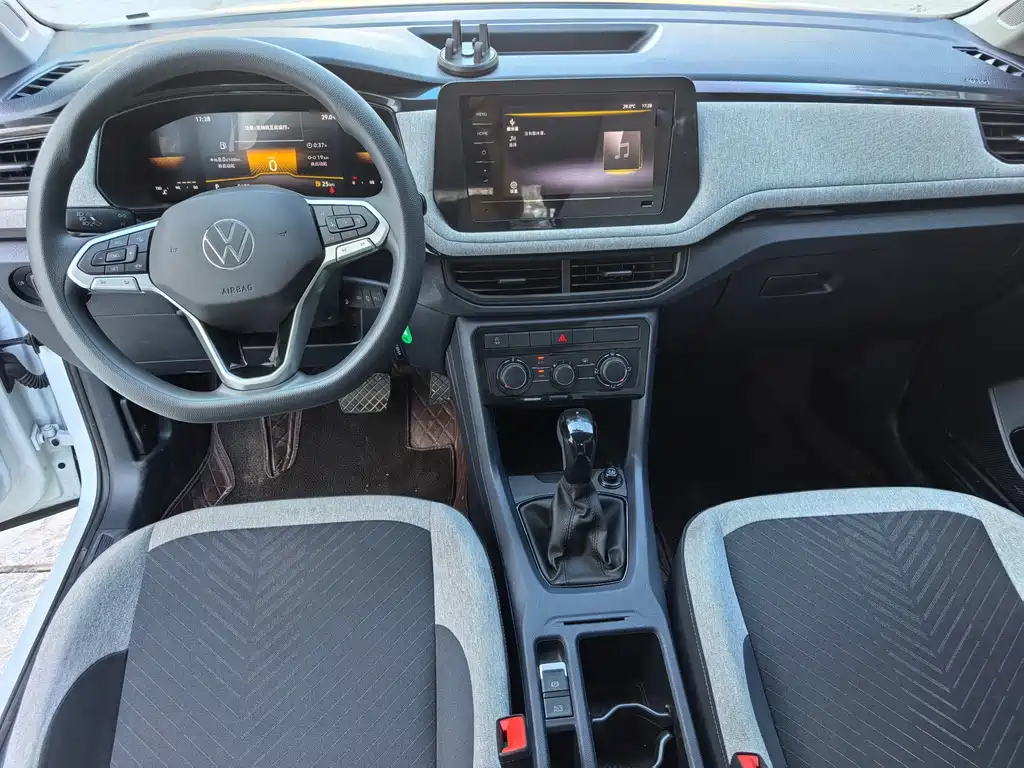 Volkswagen Tharu — миниатюра 6