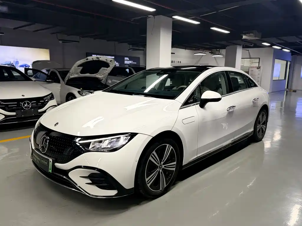 Mercedes-Benz EQE