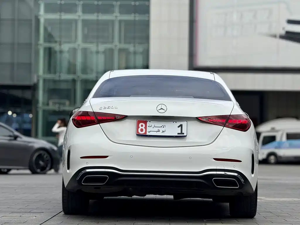 MERCEDES-BENZ C CLASS