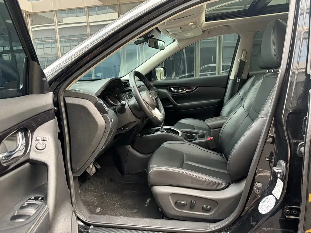 Nissan X-Trail — миниатюра 10