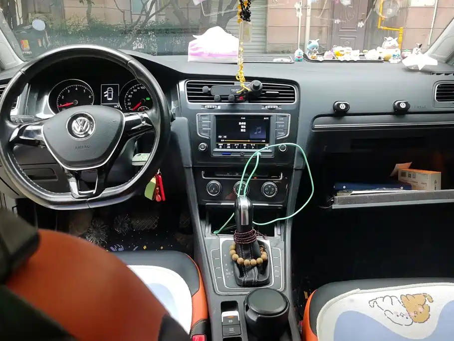 Volkswagen Golf — миниатюра 12