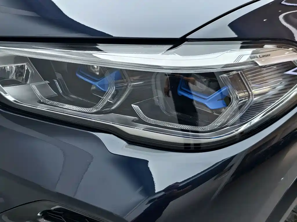 BMW X5 — миниатюра 13