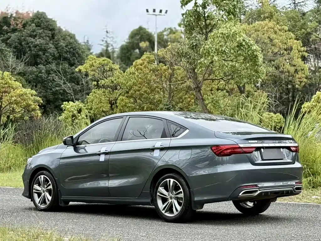 Geely Binrui — миниатюра 9
