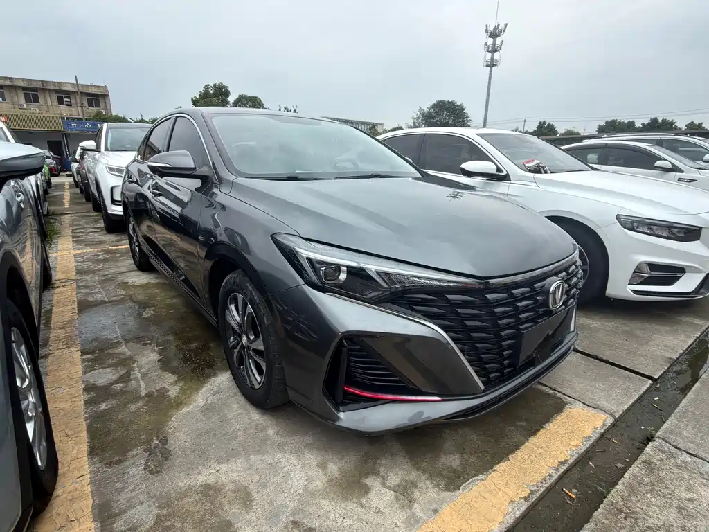 Changan Eado — миниатюра 3